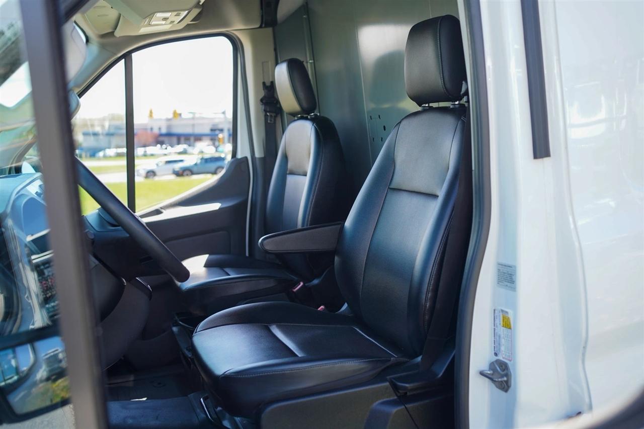 Ford Transit 350 Van High Roof w/Sliding Pass. 148-in. WB EL 2024