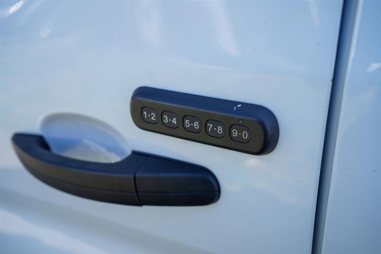 Ford Transit 350 Van High Roof w/Sliding Pass. 148-in. WB EL 2024