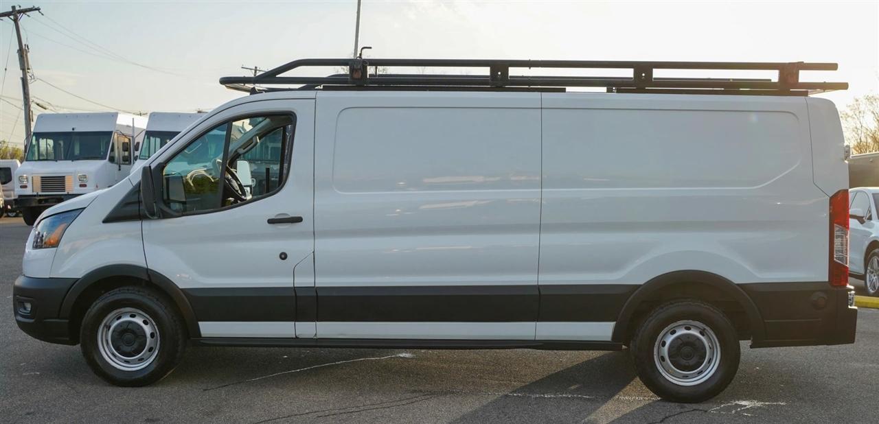 Ford Transit 250 Van Low Roof w/Sliding Pass. 130-in. WB 2020