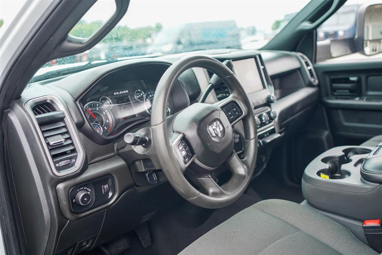 RAM 3500 Tradesman Crew Cab 4WD DRW 2021