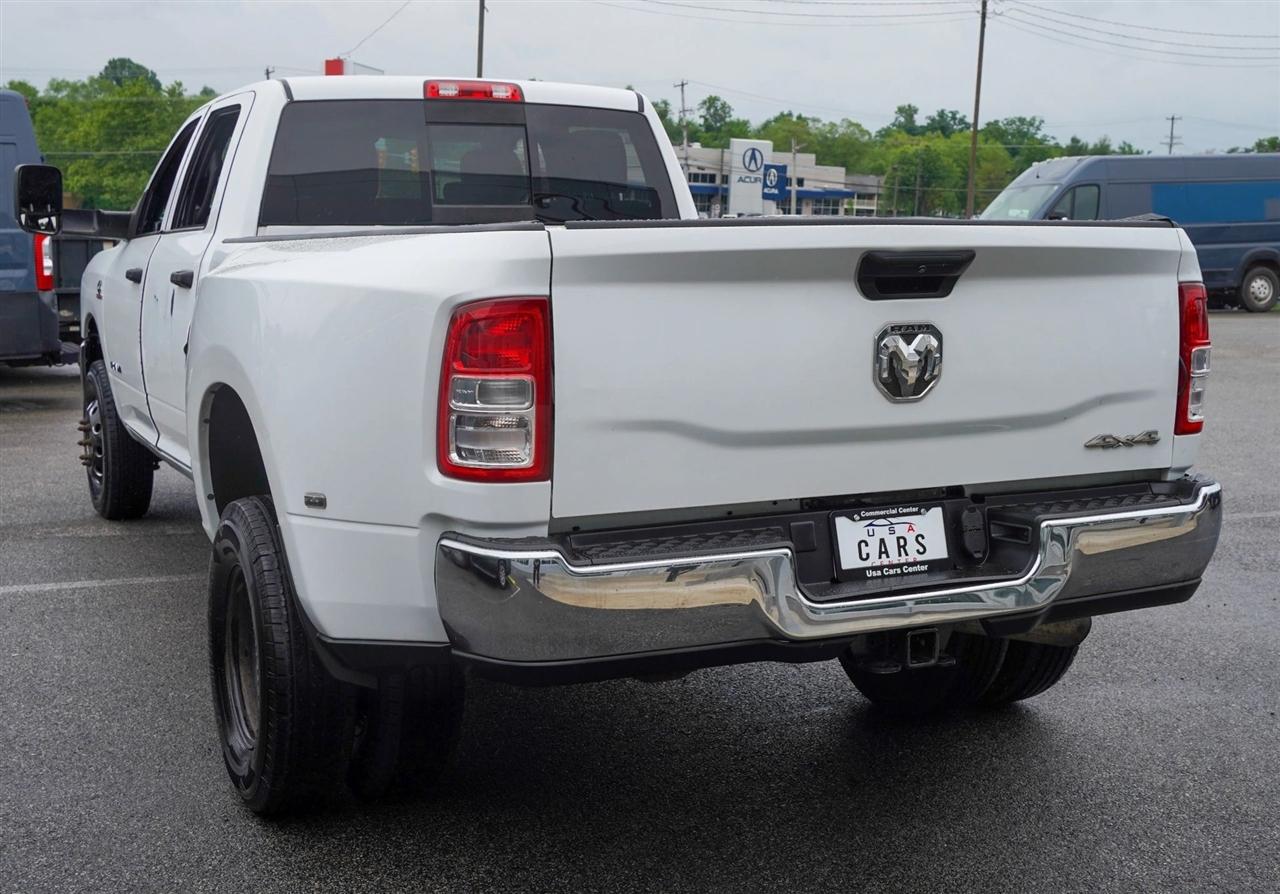 RAM 3500 Tradesman Crew Cab 4WD DRW 2021