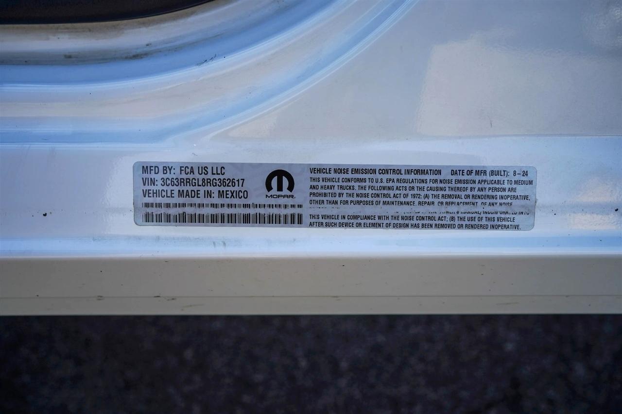 RAM 3500 Tradesman Crew Cab 4WD DRW 2024