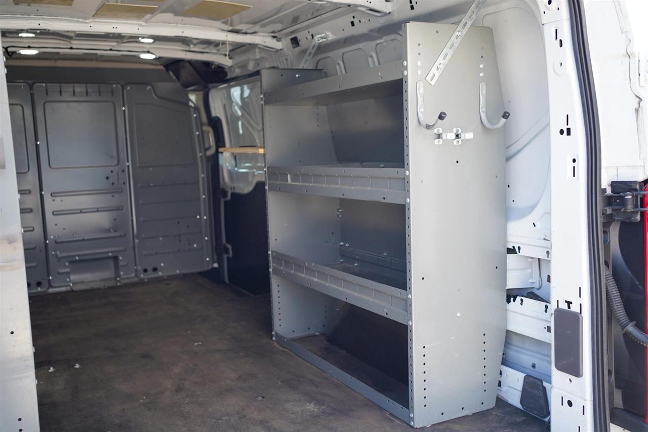 Ford Transit 350 Van Low Roof w/Sliding Pass. 148-in. WB 2020