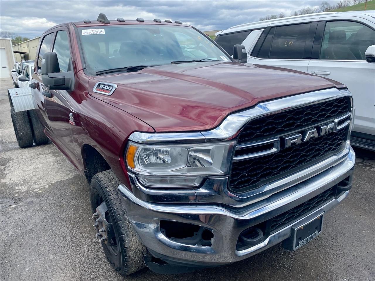 RAM 3500 Tradesman Crew Cab 4WD DRW 2023