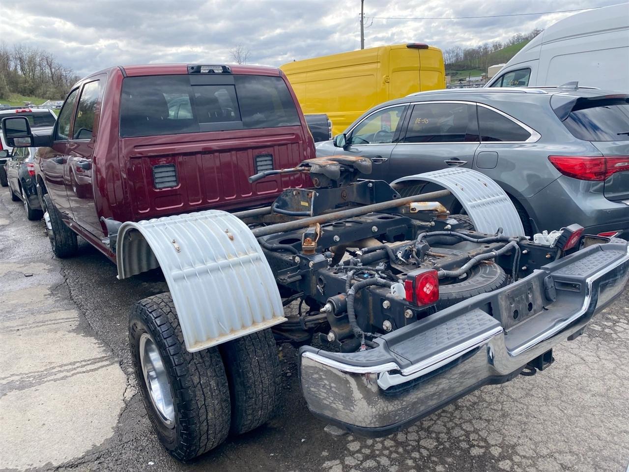 RAM 3500 Tradesman Crew Cab 4WD DRW 2023