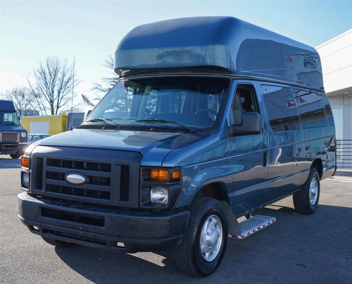 2014 Ford Econoline E-350 Super Duty Extended