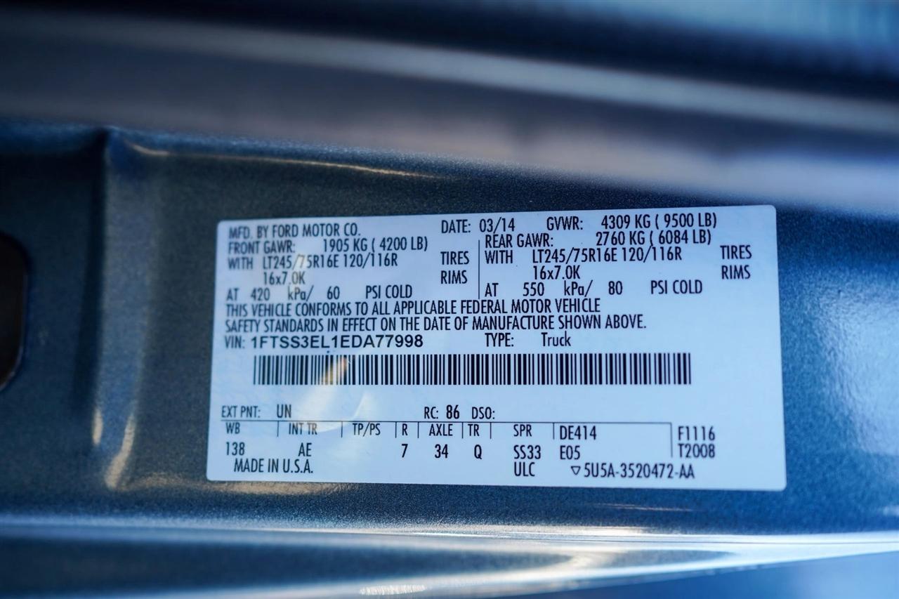 Ford Econoline E-350 Super Duty Extended 2014