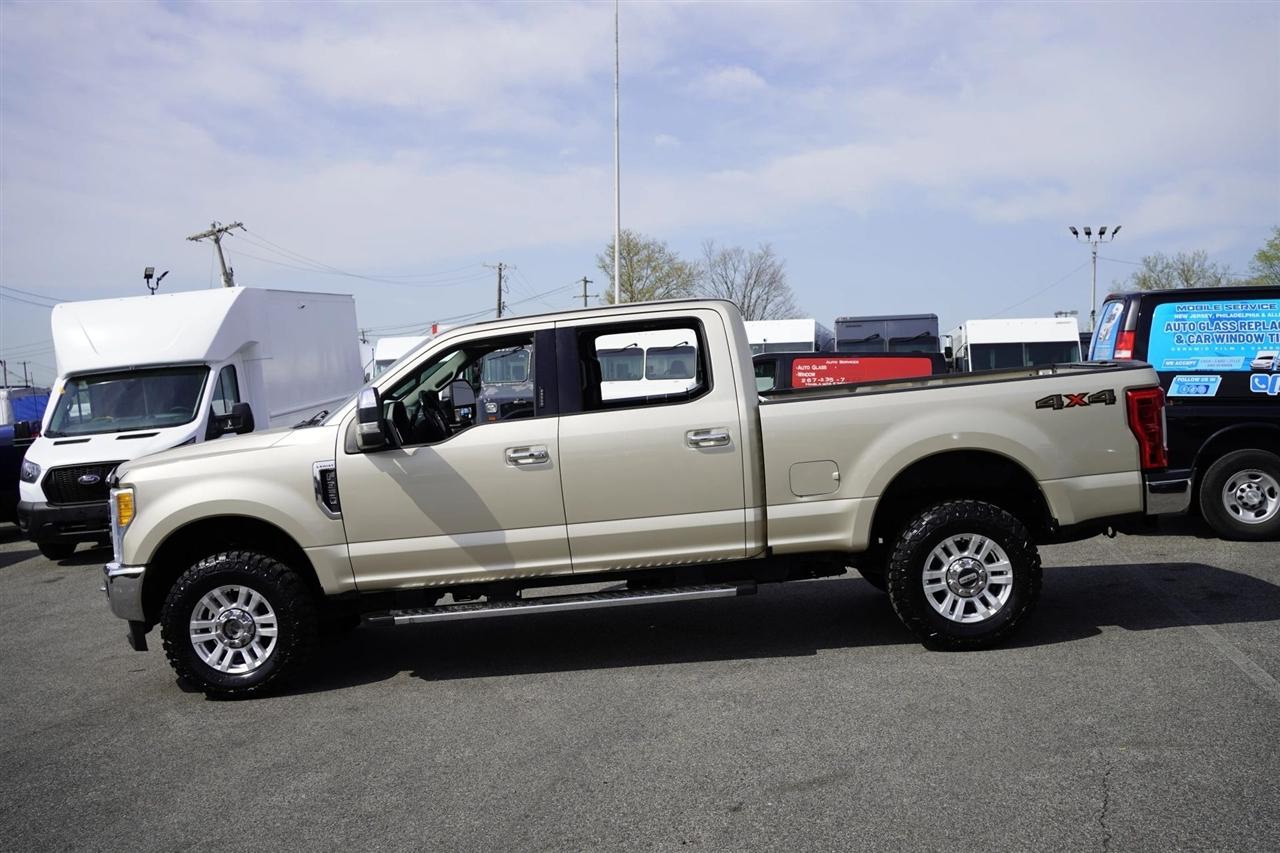 Ford F-350 SD King Ranch Crew Cab 4WD 2017