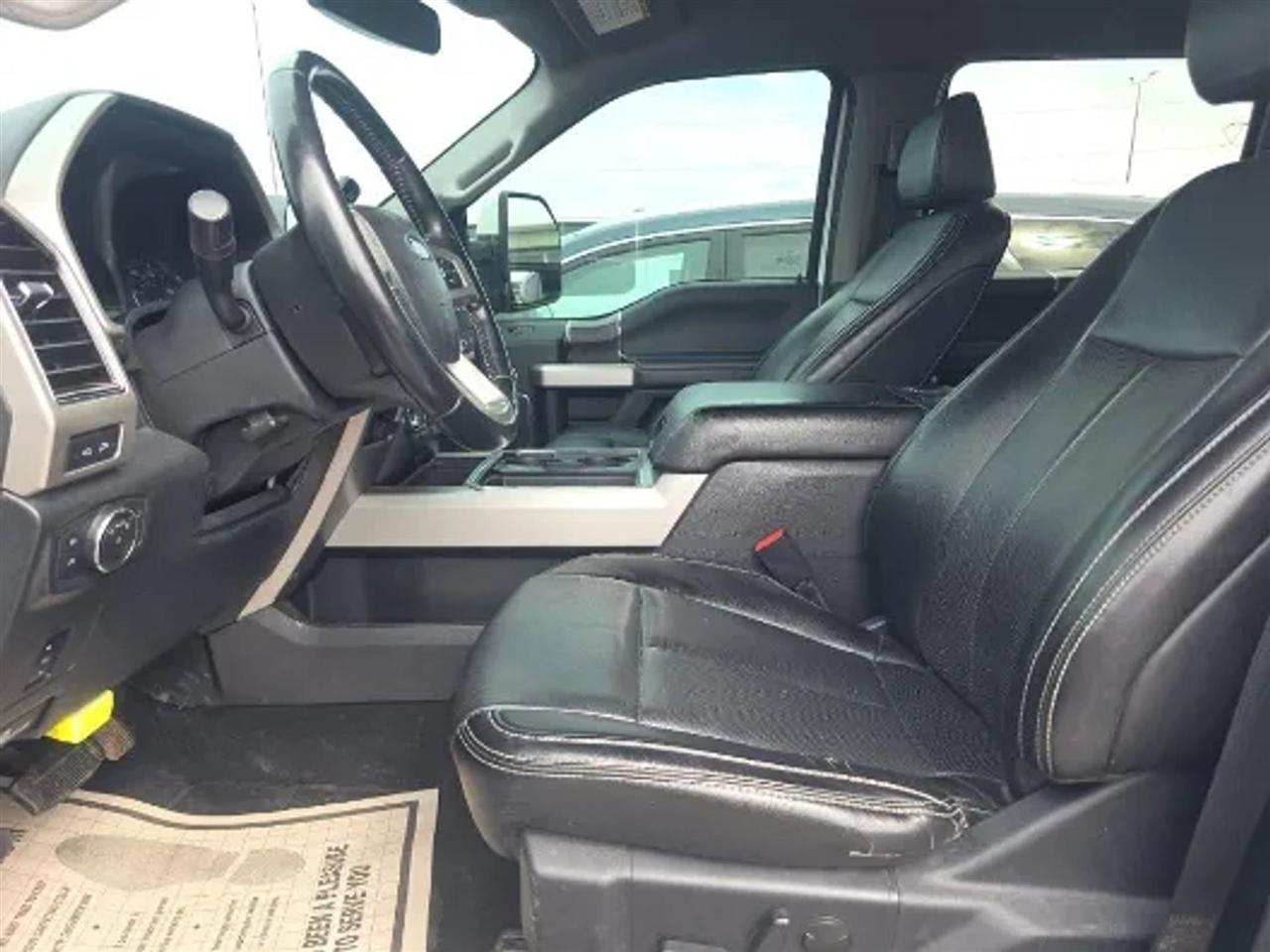 Ford F-250 SD Lariat Crew Cab 4WD 2021