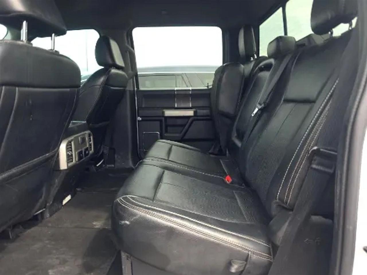 Ford F-250 SD Lariat Crew Cab 4WD 2021