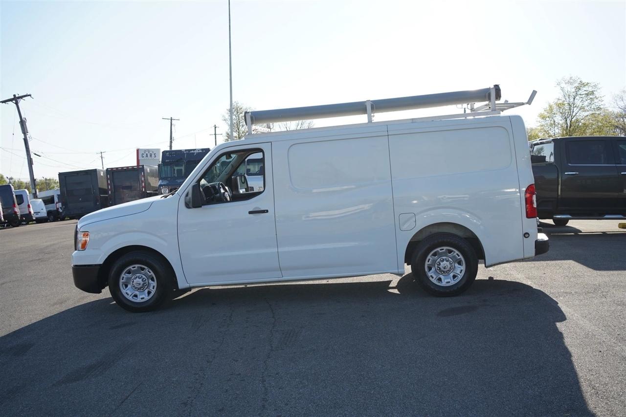 Nissan NV Cargo 2500 HD SV V6 2021
