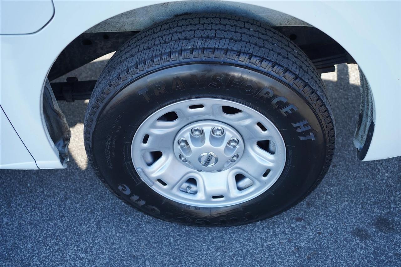 Nissan NV Cargo 2500 HD SV V6 2021