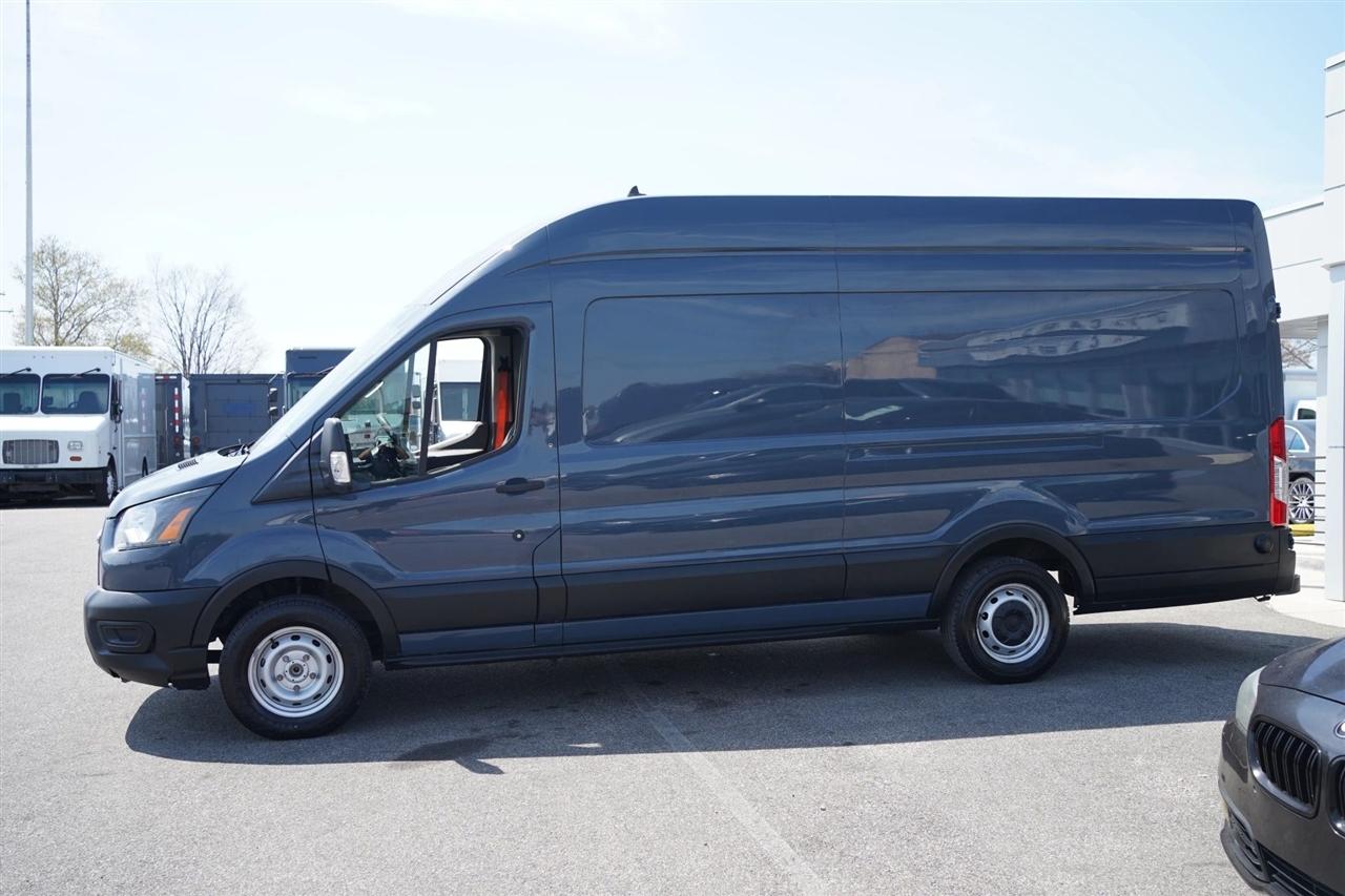Ford Transit 250 Van High Roof w/Sliding Pass. 148-in. WB EL 2020