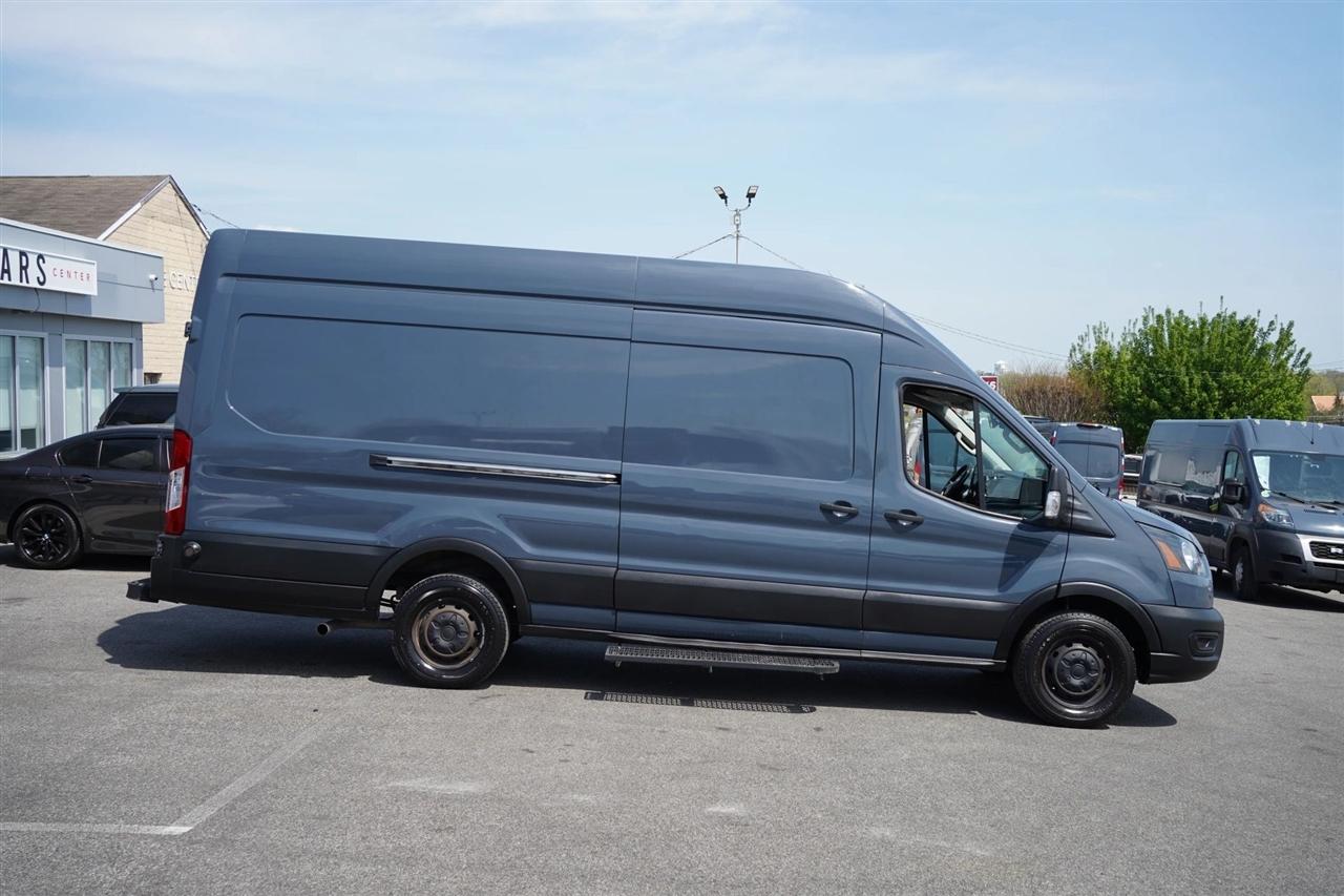 Ford Transit 250 Van High Roof w/Sliding Pass. 148-in. WB EL 2020