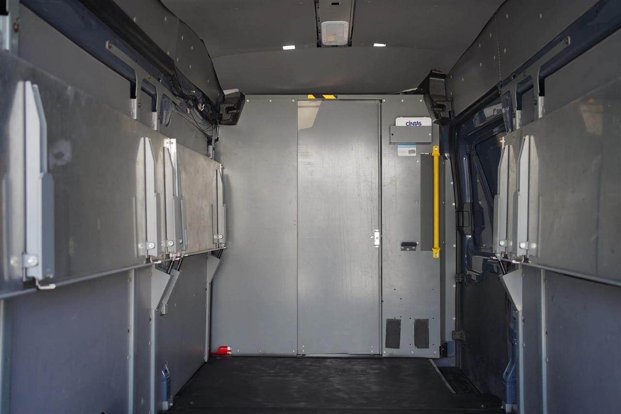 Ford Transit 250 Van High Roof w/Sliding Pass. 148-in. WB EL 2020