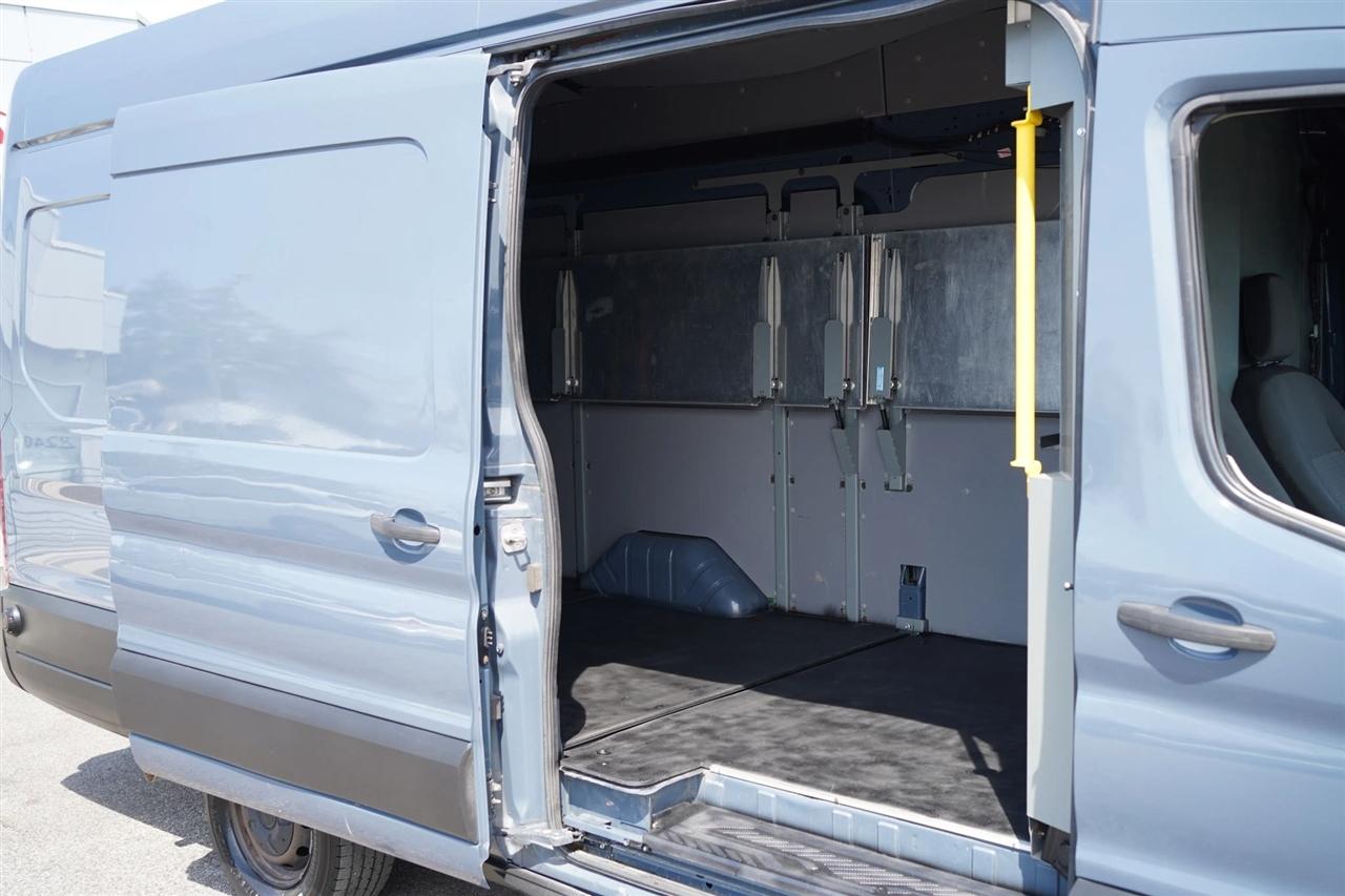 Ford Transit 250 Van High Roof w/Sliding Pass. 148-in. WB EL 2020