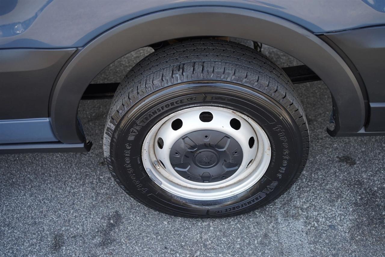 Ford Transit 250 Van High Roof w/Sliding Pass. 148-in. WB EL 2020