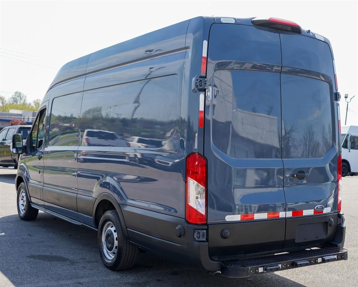 Ford Transit 250 Van High Roof w/Sliding Pass. 148-in. WB EL 2020