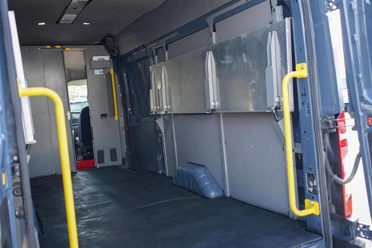 Ford Transit 250 Van High Roof w/Sliding Pass. 148-in. WB EL 2020