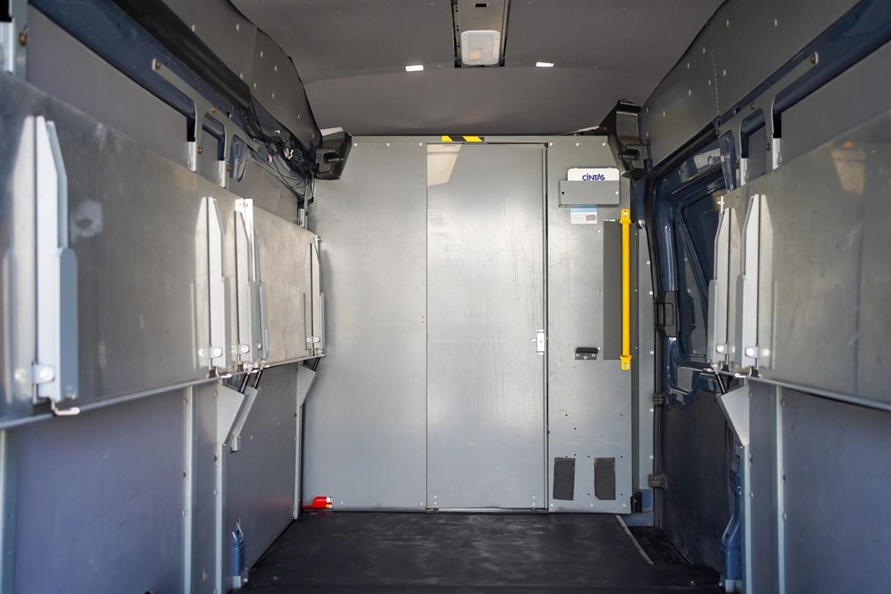 Ford Transit 250 Van High Roof w/Sliding Pass. 148-in. WB EL 2020