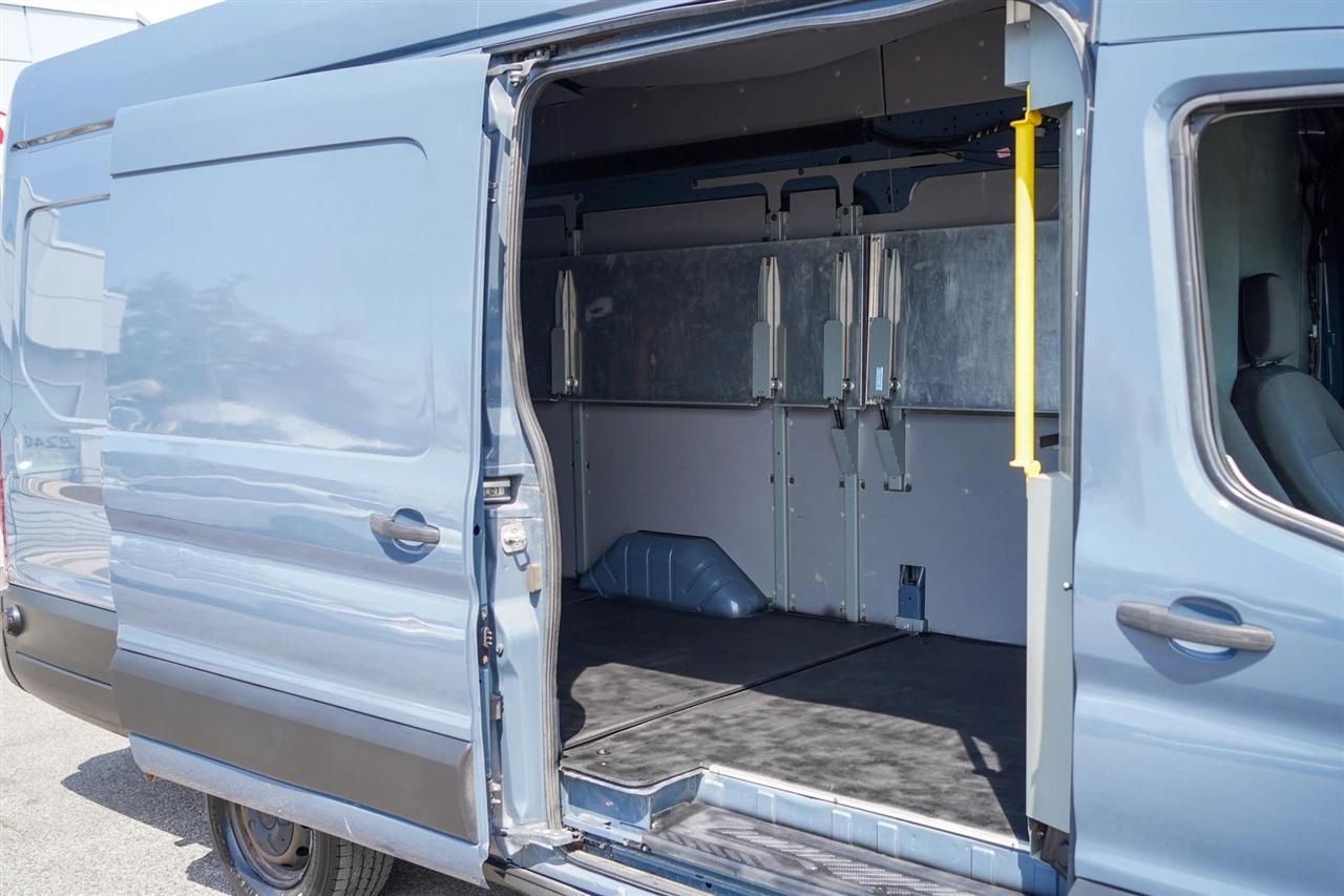 Ford Transit 250 Van High Roof w/Sliding Pass. 148-in. WB EL 2020