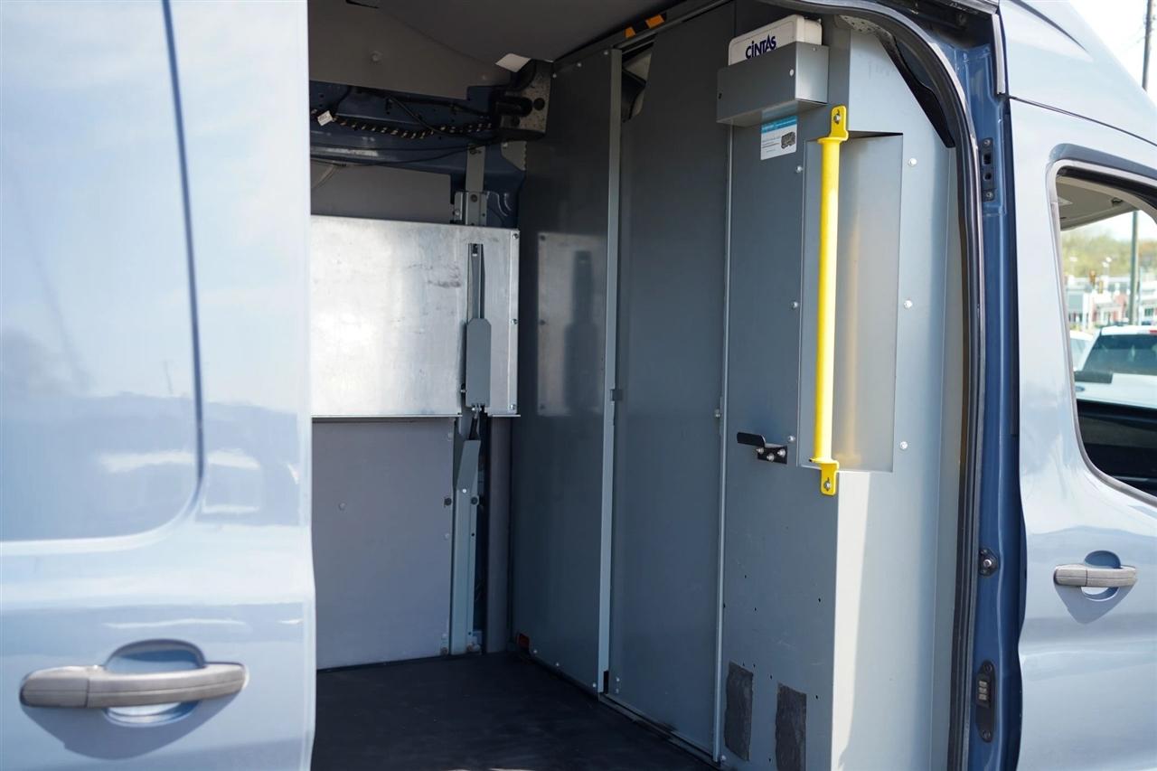 Ford Transit 250 Van High Roof w/Sliding Pass. 148-in. WB EL 2020