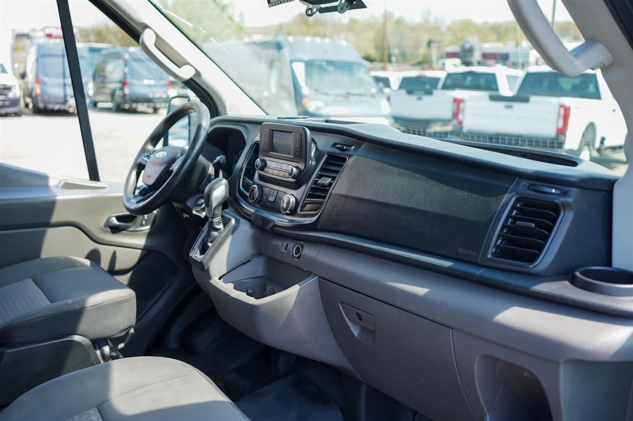 Ford Transit 250 Van High Roof w/Sliding Pass. 148-in. WB EL 2020