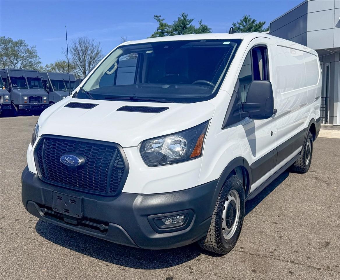 Ford Transit 150 Van Low Roof w/Sliding Pass. 130-in. WB 2023