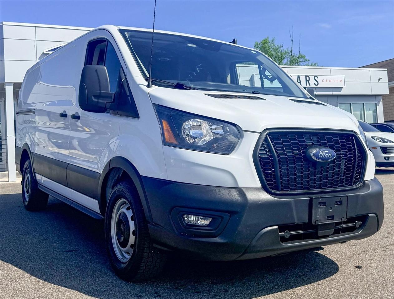 Ford Transit 150 Van Low Roof w/Sliding Pass. 130-in. WB 2023