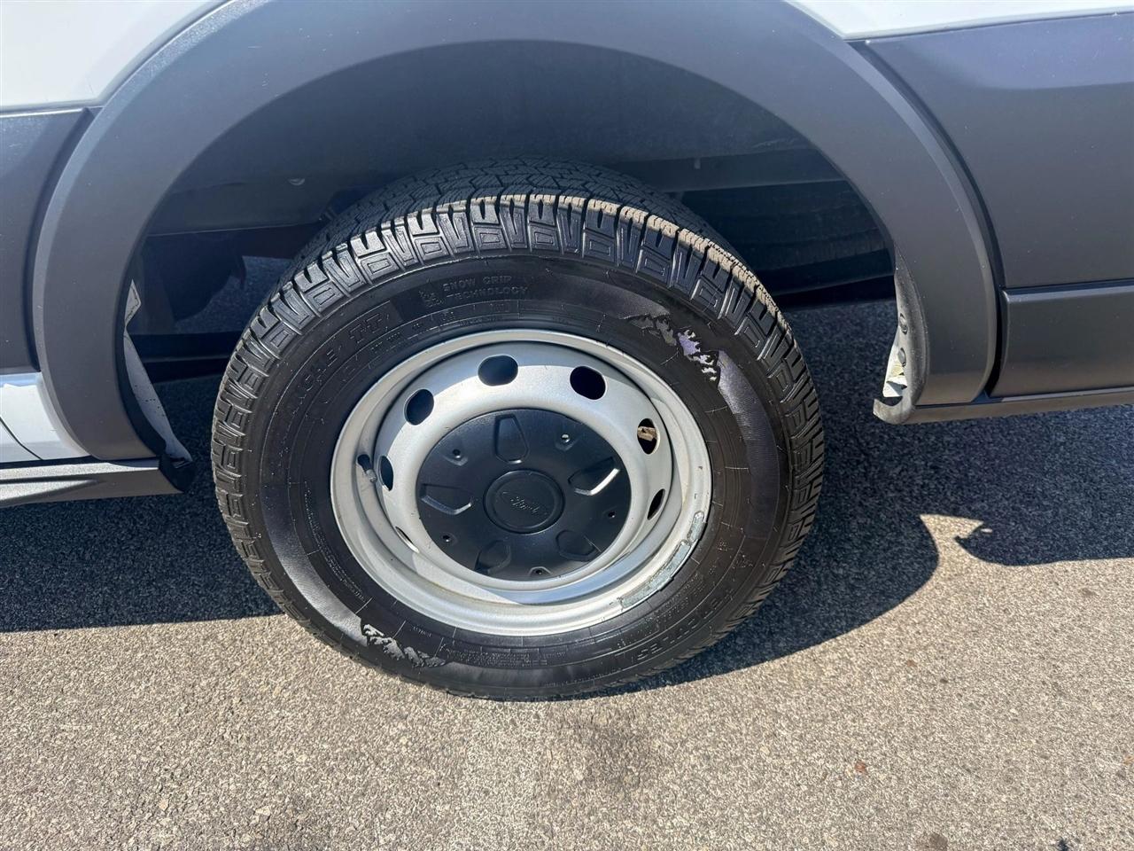 Ford Transit 150 Van Low Roof w/Sliding Pass. 130-in. WB 2023