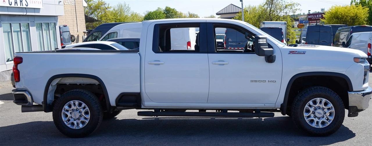 Chevrolet Silverado 2500HD LT Crew Cab Long Box 4WD 2020