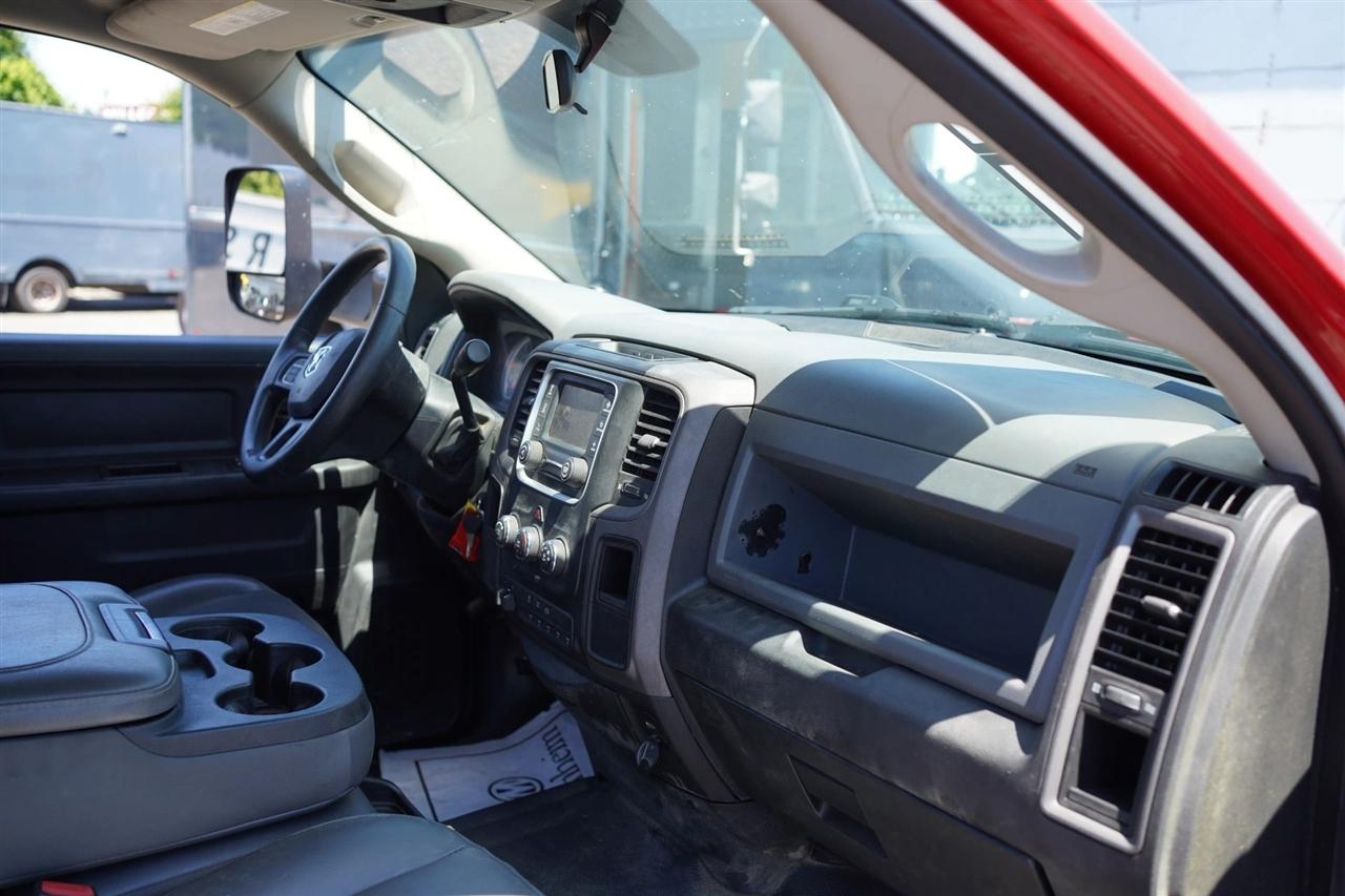 RAM 5500 Crew Cab SWB 2WD DRW 2018