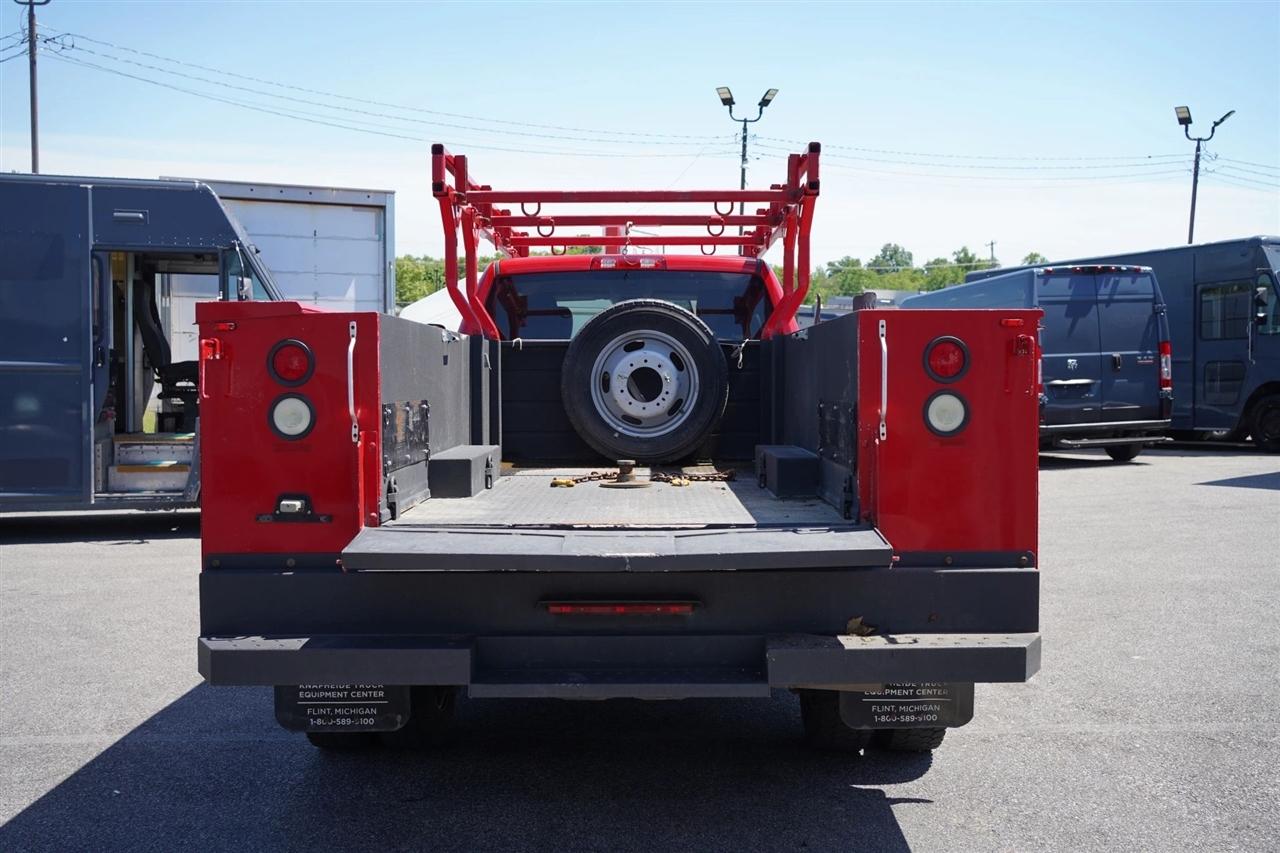 RAM 5500 Crew Cab SWB 2WD DRW 2018