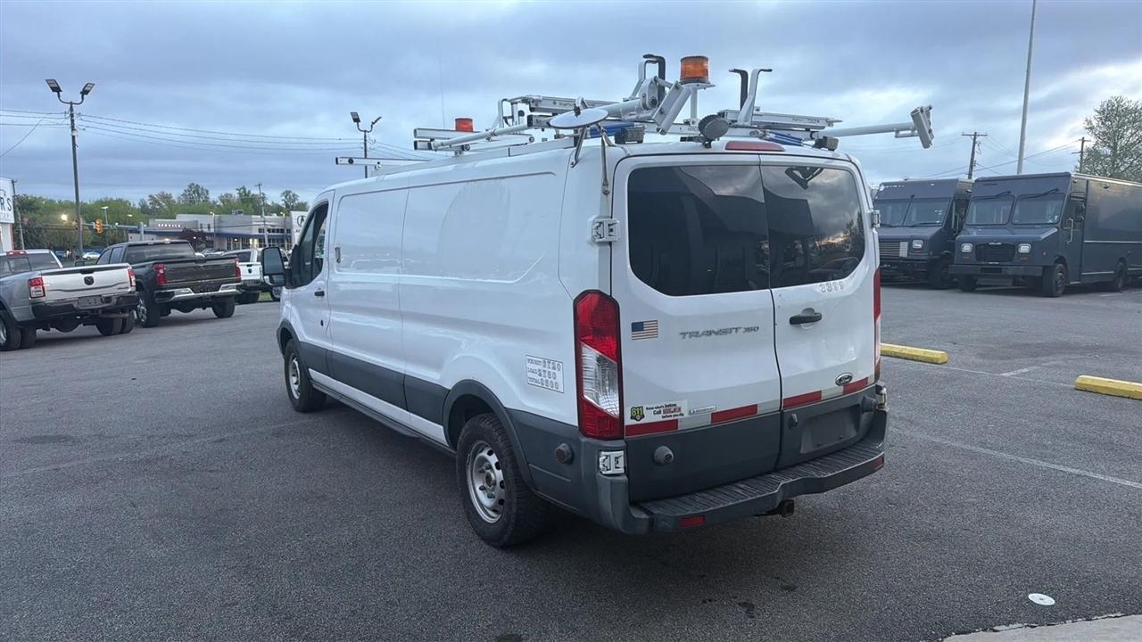 Ford Transit 350 Van Low Roof w/Sliding Pass. 148-in. WB 2017