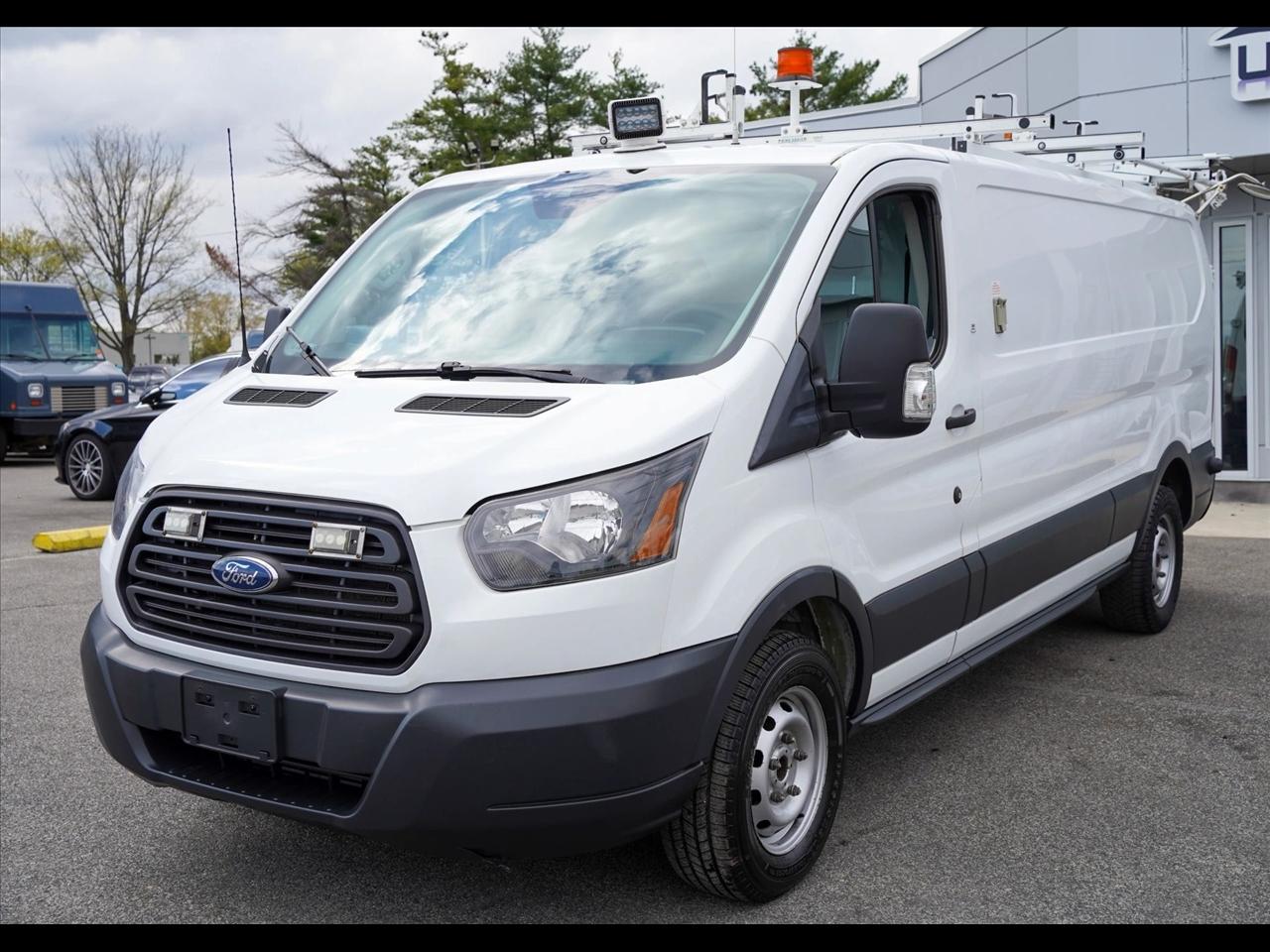 Ford Transit 350 Van Low Roof w/Sliding Pass. 148-in. WB 2017