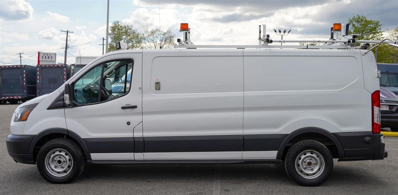 Ford Transit 350 Van Low Roof w/Sliding Pass. 148-in. WB 2017