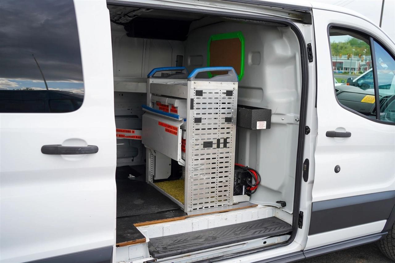 Ford Transit 350 Van Low Roof w/Sliding Pass. 148-in. WB 2017