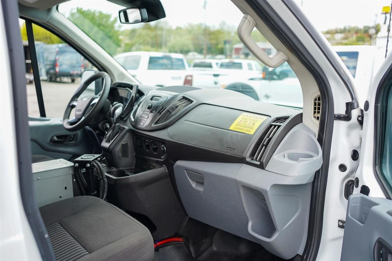 Ford Transit 350 Van Low Roof w/Sliding Pass. 148-in. WB 2017