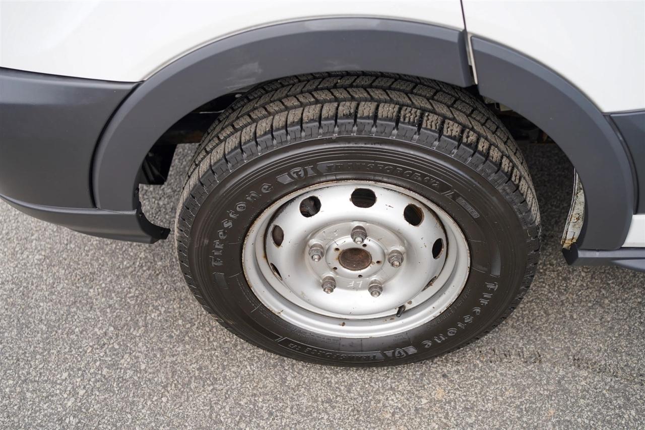 Ford Transit 350 Van Low Roof w/Sliding Pass. 148-in. WB 2017