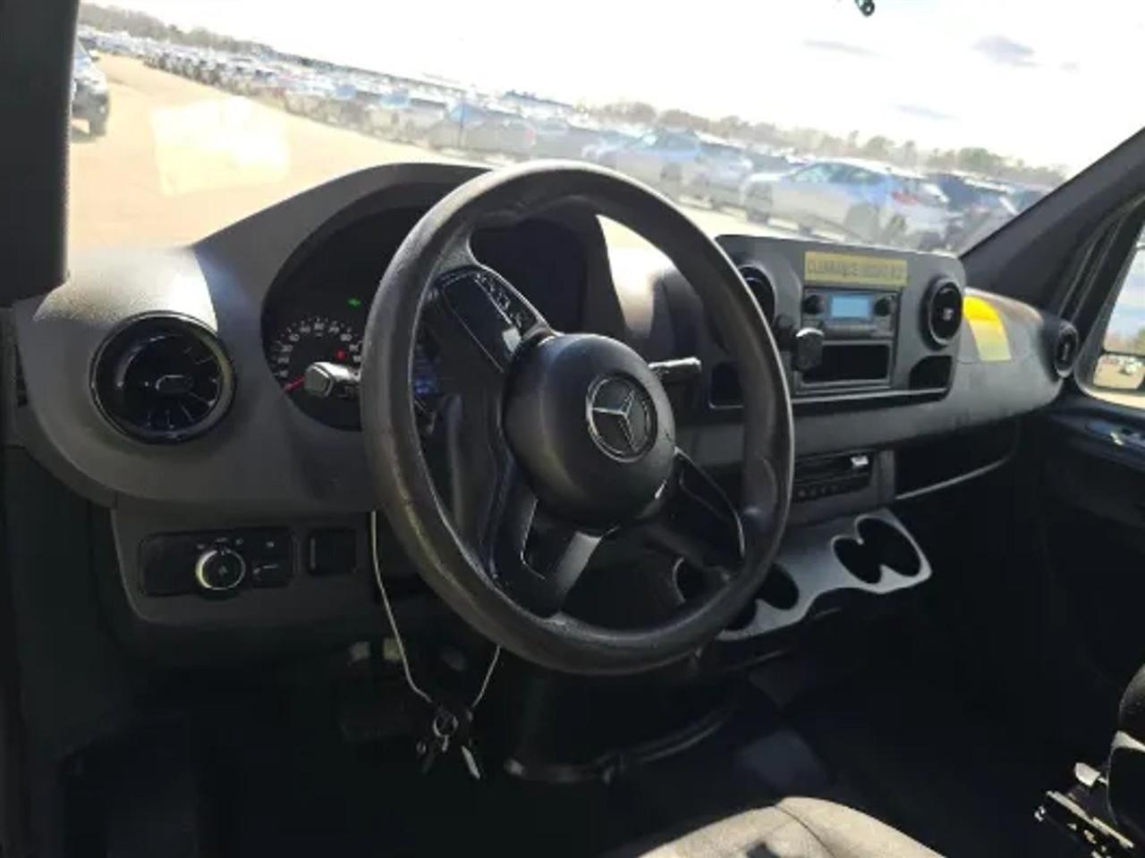 Mercedes-Benz Sprinter 3500 Wagon High Roof 170-in. WB 2019