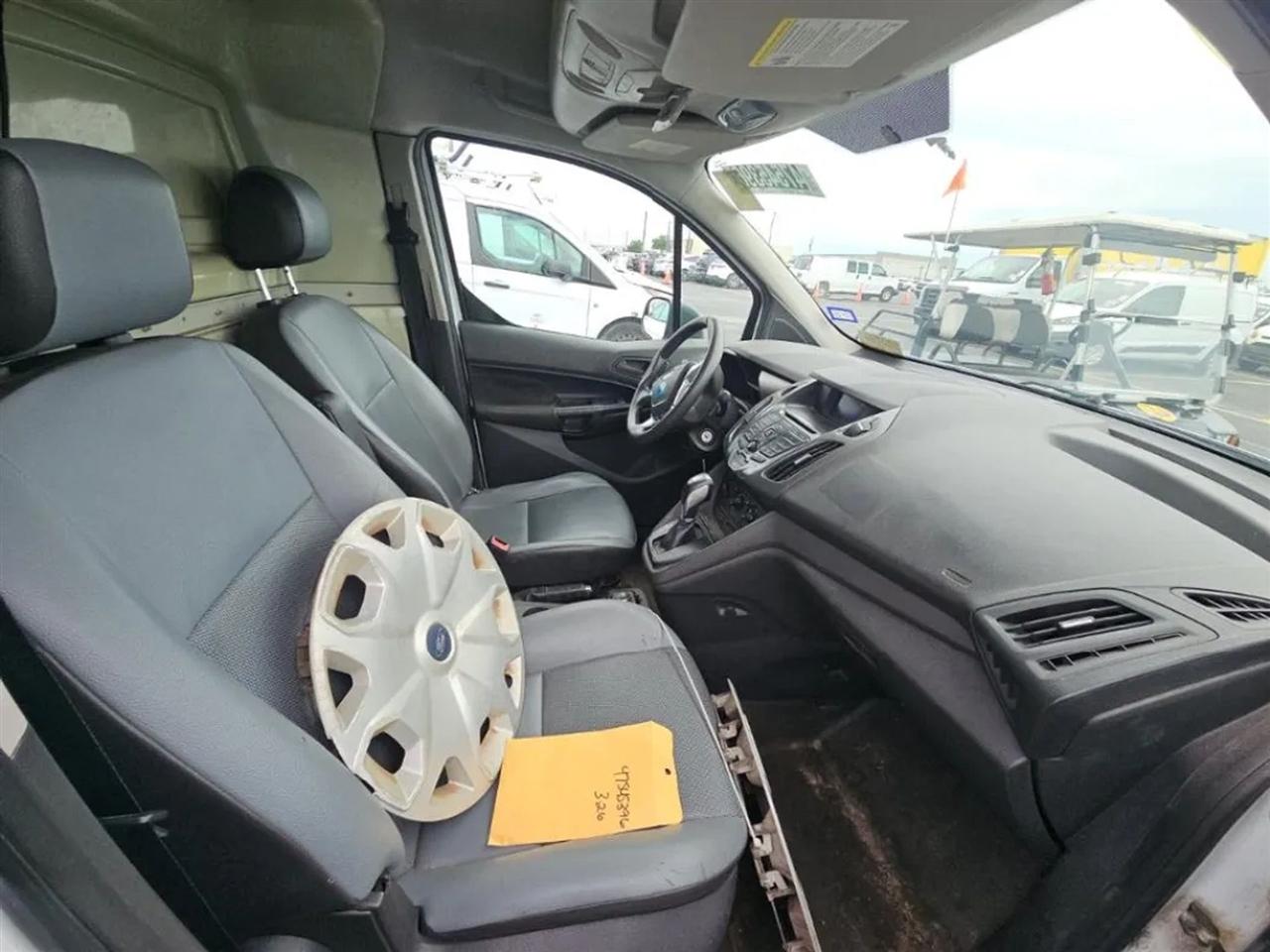 Ford Transit Connect Cargo Van XL LWB w/Rear Liftgate 2016