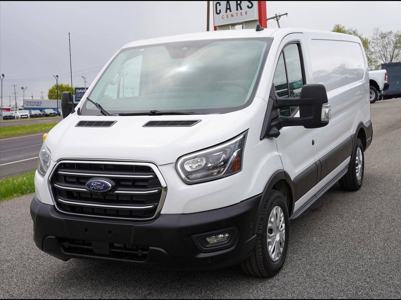 Ford Transit 150 Van Low Roof w/Sliding Pass. 130-in. WB 2023
