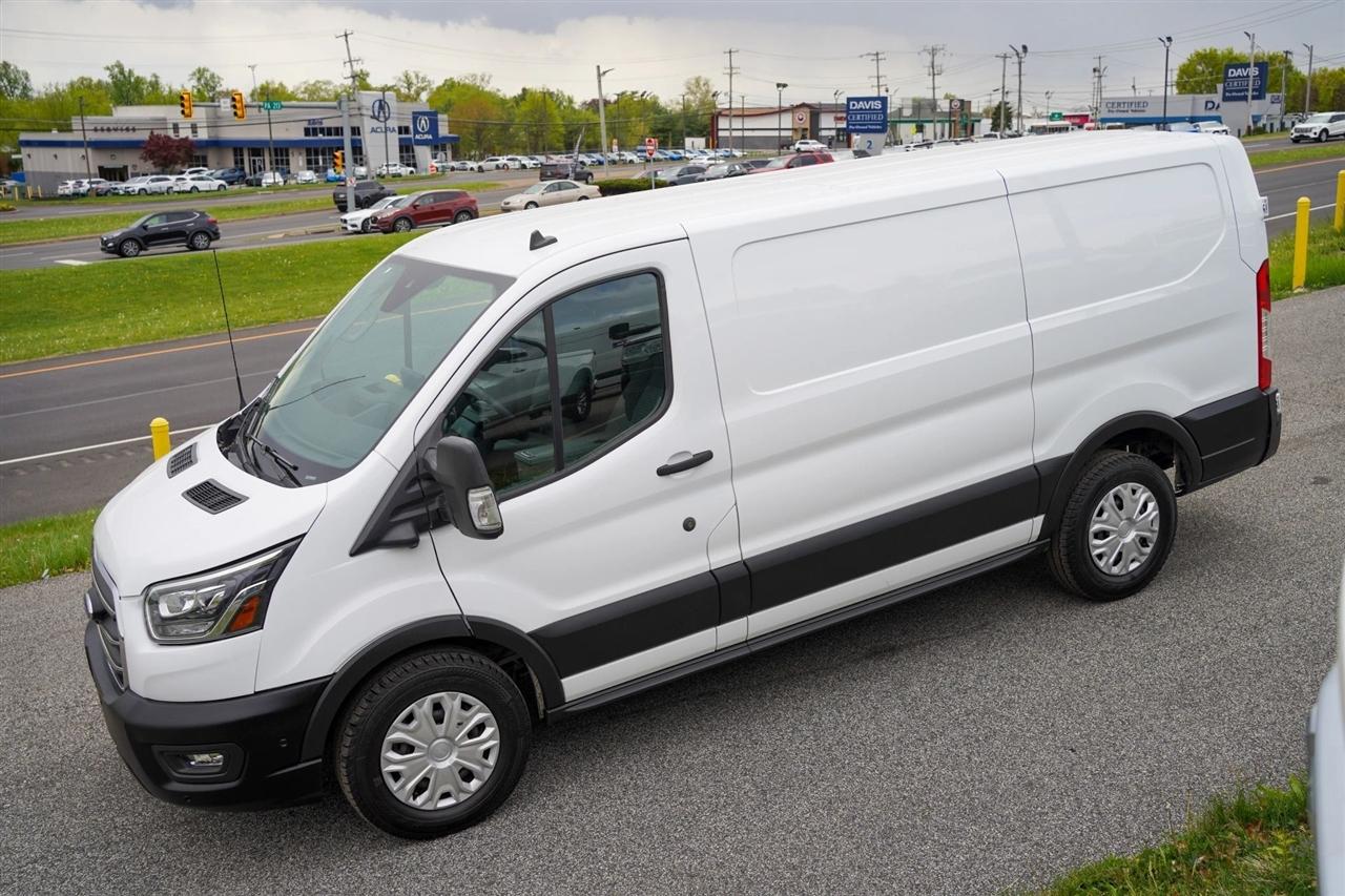 Ford Transit 150 Van Low Roof w/Sliding Pass. 130-in. WB 2023