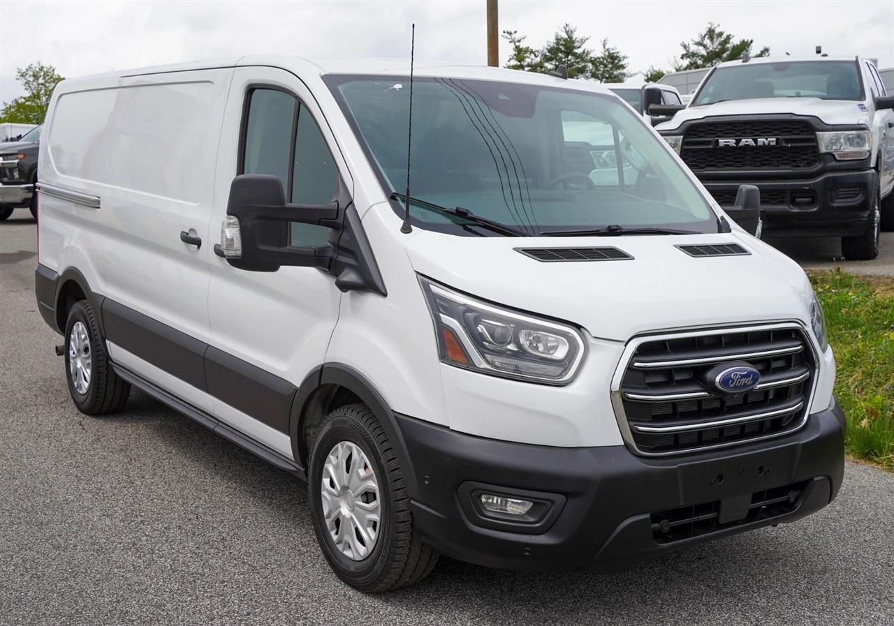 Ford Transit 150 Van Low Roof w/Sliding Pass. 130-in. WB 2023