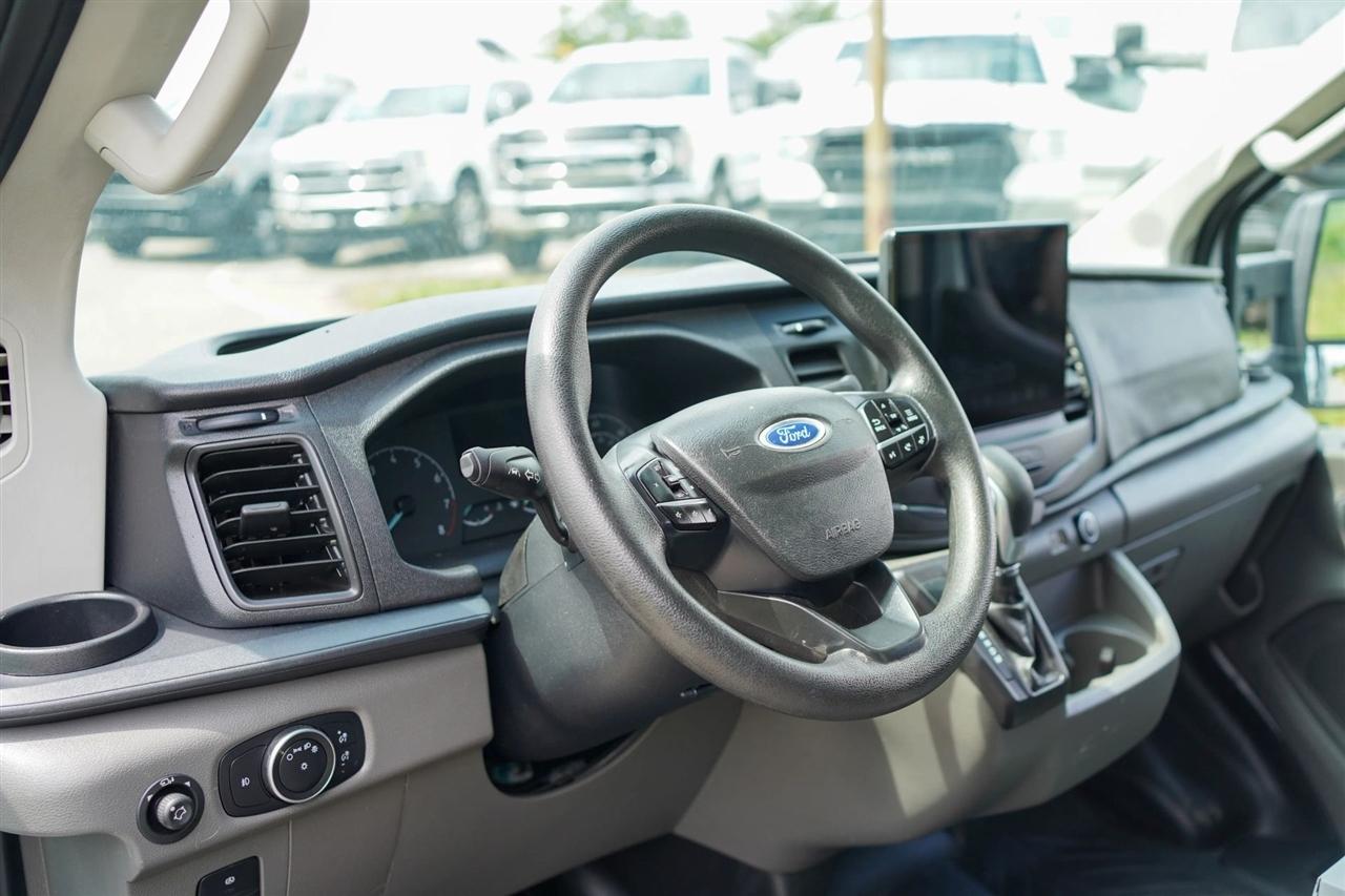 Ford Transit 150 Van Low Roof w/Sliding Pass. 130-in. WB 2023