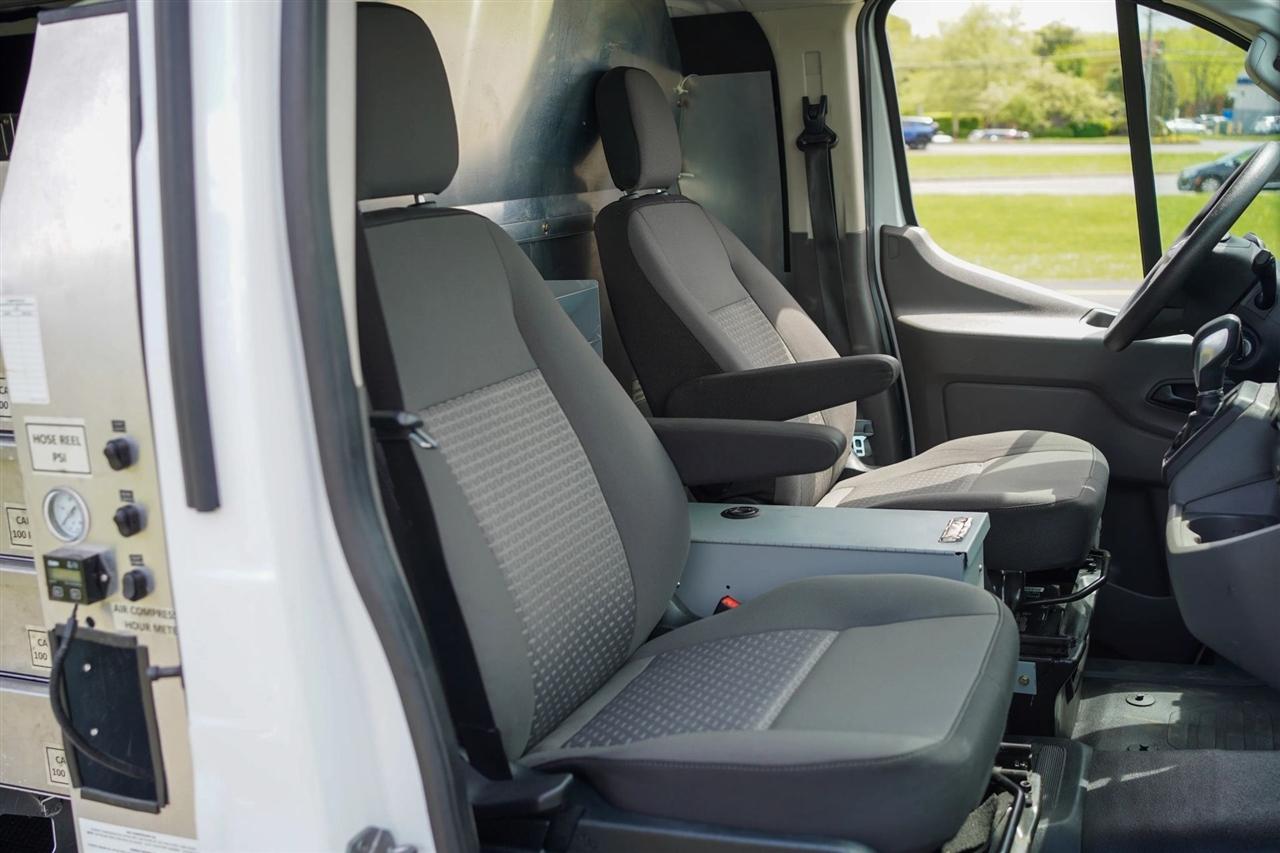 Ford Transit 150 Van Low Roof w/Sliding Pass. 130-in. WB 2023