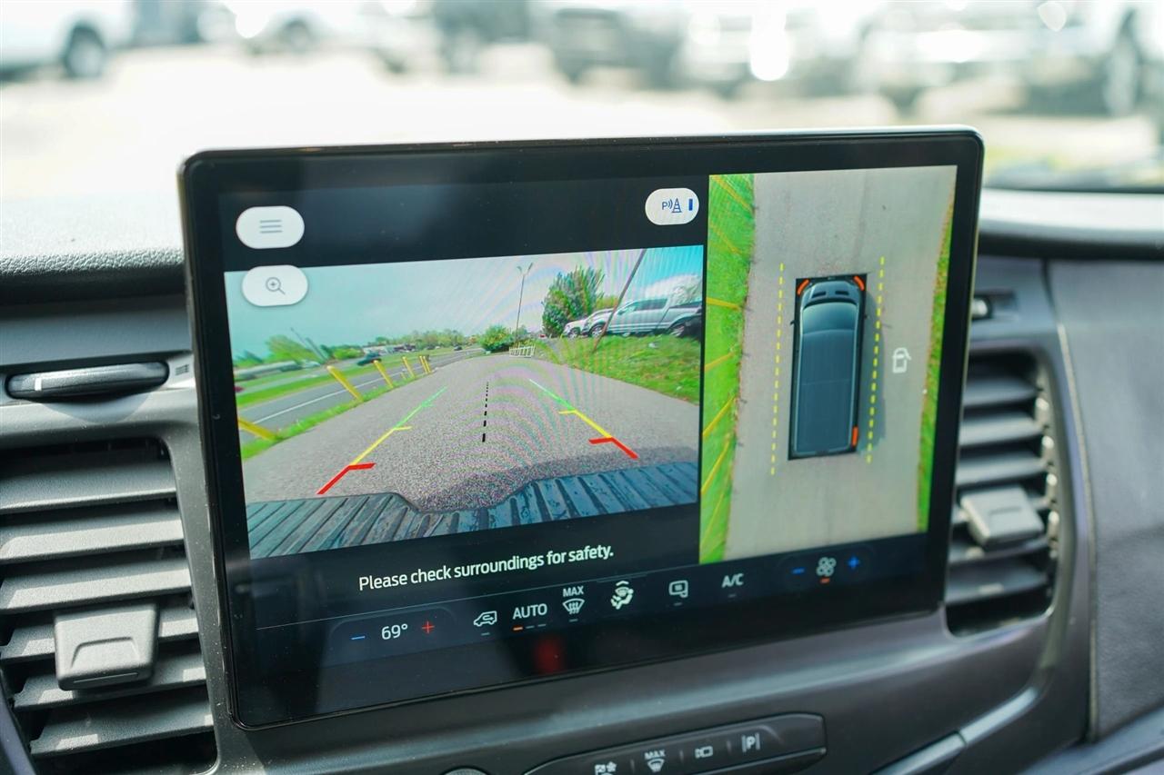 Ford Transit 150 Van Low Roof w/Sliding Pass. 130-in. WB 2023