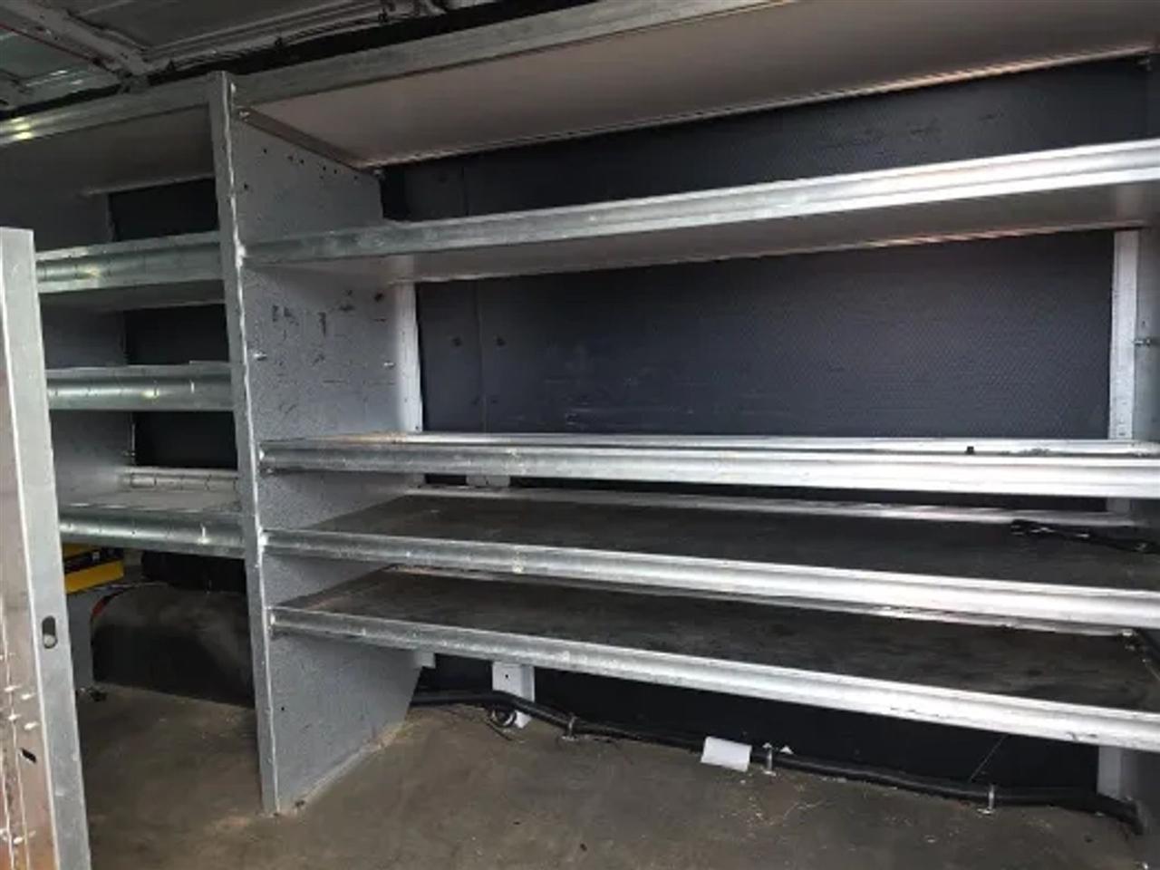 Ford Transit 250 Van Med. Roof w/Sliding Pass. 148-in. WB 2018