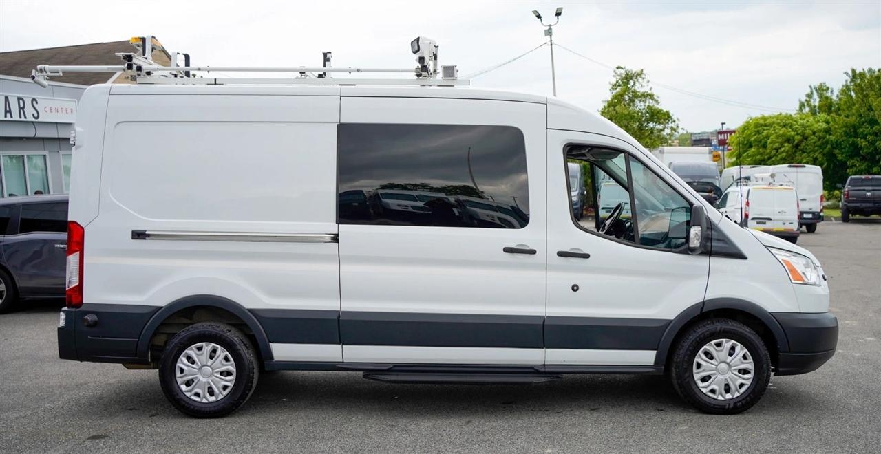 Ford Transit 250 Van Med. Roof w/Sliding Pass. 148-in. WB 2018