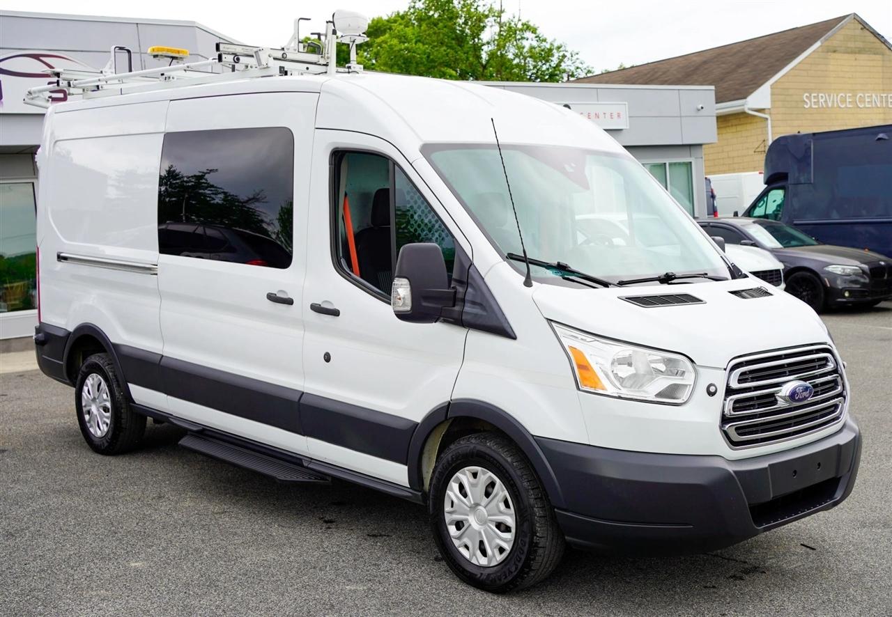 Ford Transit 250 Van Med. Roof w/Sliding Pass. 148-in. WB 2018